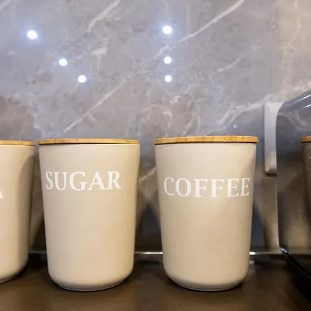Golden Flat In San Pawl-hosted By Sweetstay 酒店
